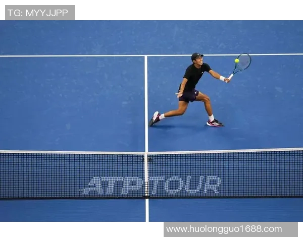 南京网球队中路突破革新探索新战术提升整体实力与比赛表现