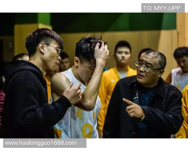 与刘强对话：回顾他的篮球生涯与成长之路