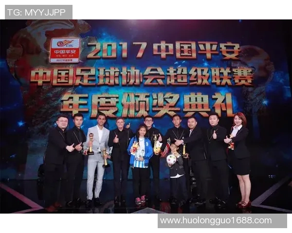 深圳足球队运营体系中的足球战术创新与实践探讨